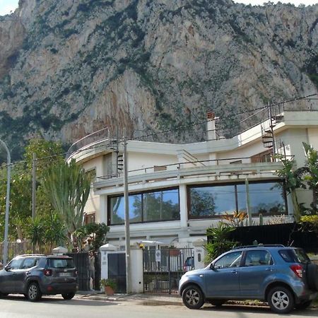 モンデッロ Residenza Don Camilloヴィラ エクステリア 写真